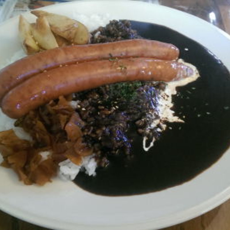 ソーセージカレー(カフェ＆ビストロ　パニエ)