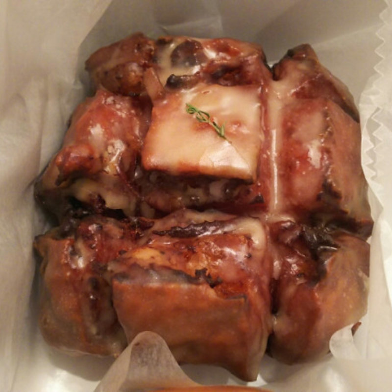 ベーコンポテトフリッター(カムデンズブルースタードーナツ)