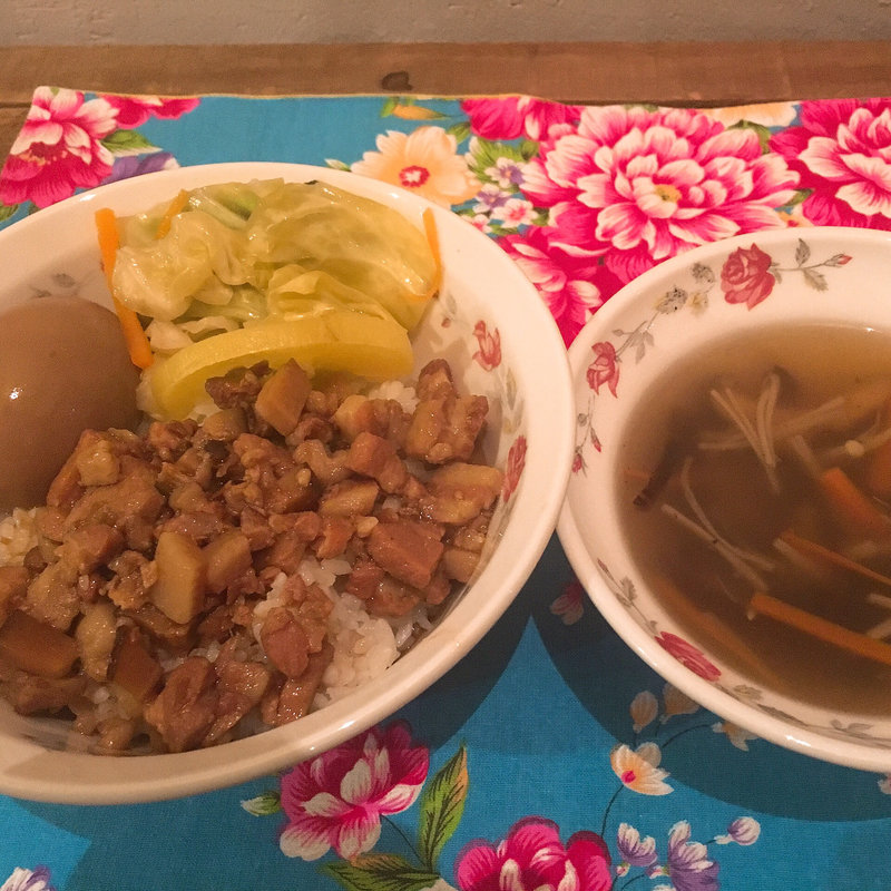 魯肉飯セット(帆帆魯肉飯)