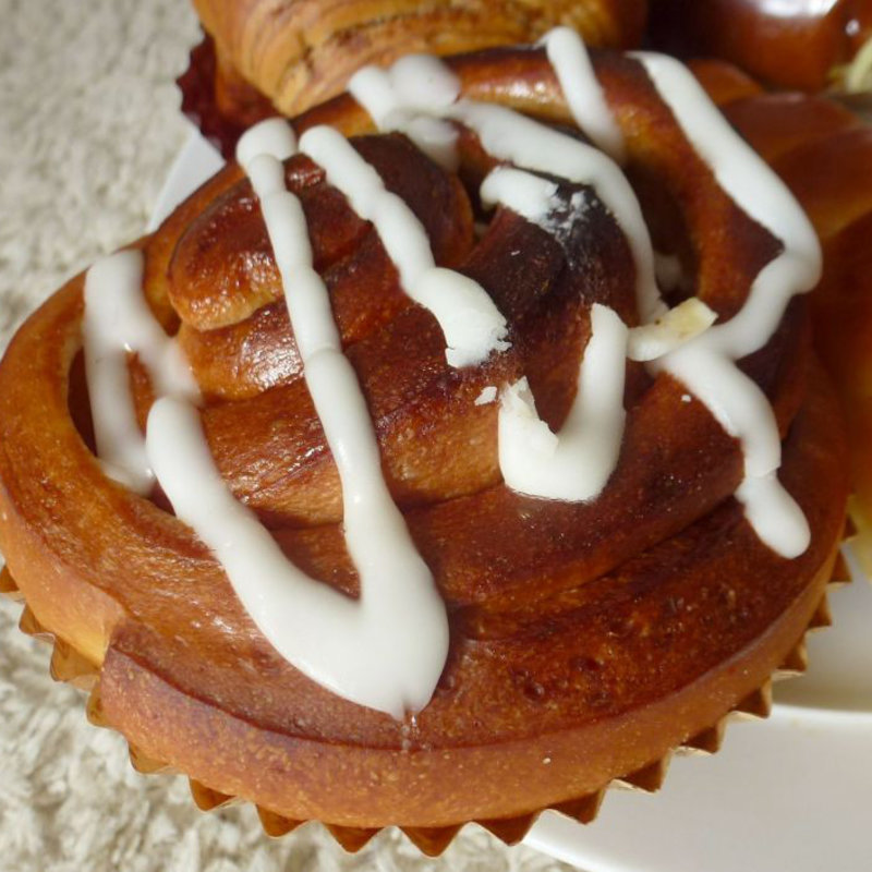 シナモンロール(くるみのランプ)