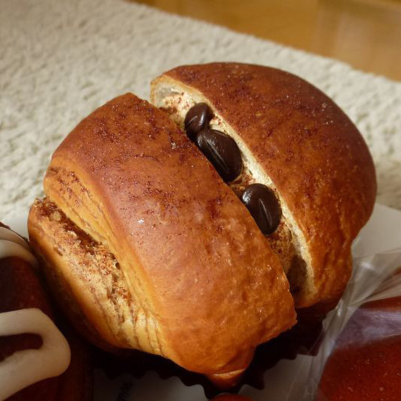 プレミアムコーヒーロール(くるみのランプ)