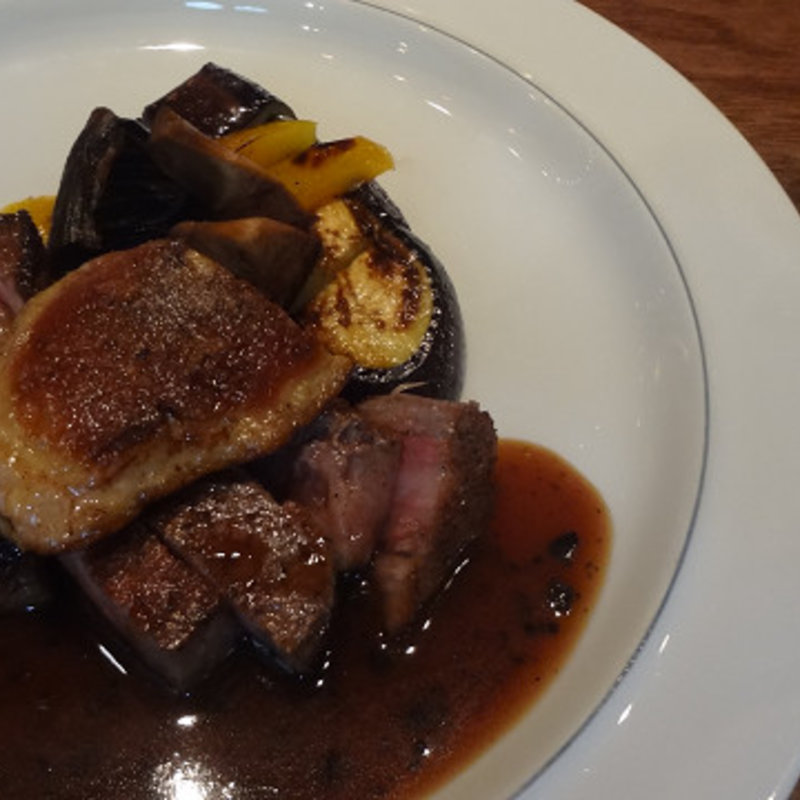 オーストラリア産テンダーロインのロッシーニトリュフソース・旬の焼き野菜(鉄板焼 けやき坂)