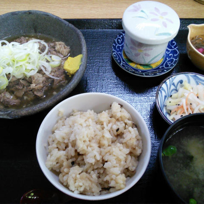 牛すじ定食(ご飯処かどや)