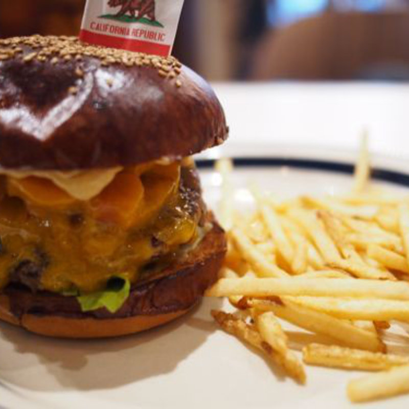 California smoked burger(ザ グレートバーガー （THE GREAT BURGER）)