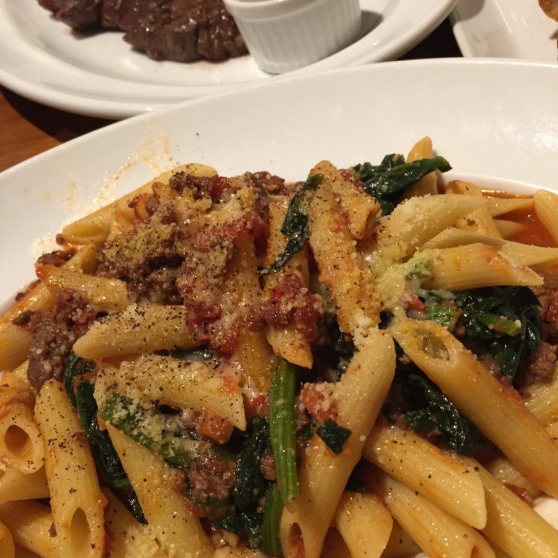 ミートペンネ(ザ ミート ロッカー （The Meat Locker）)