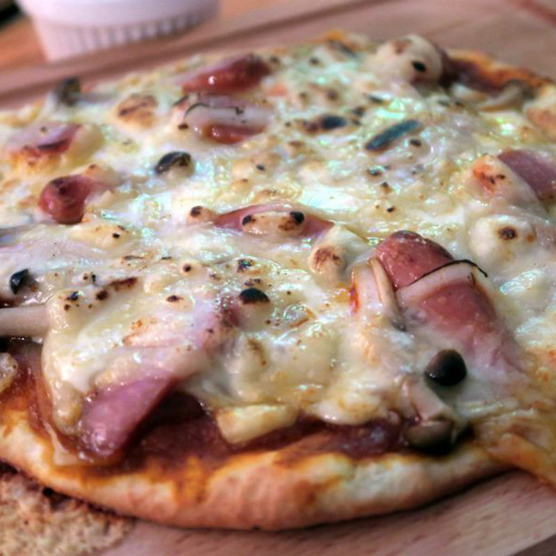 ピザ(グレイトフルバーガー ホノルル兄貴店)