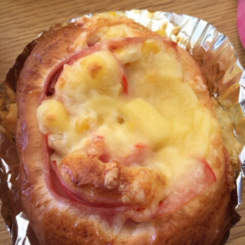 ハムコーンくん(サカエパン )