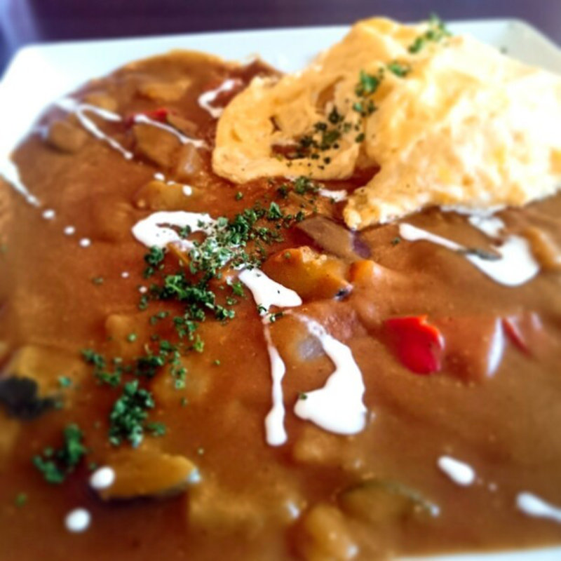 オムカレー(サカトキ 坂と木)