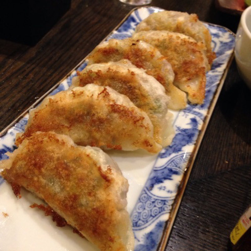 マグロ餃子(さかな・炙り 暖)