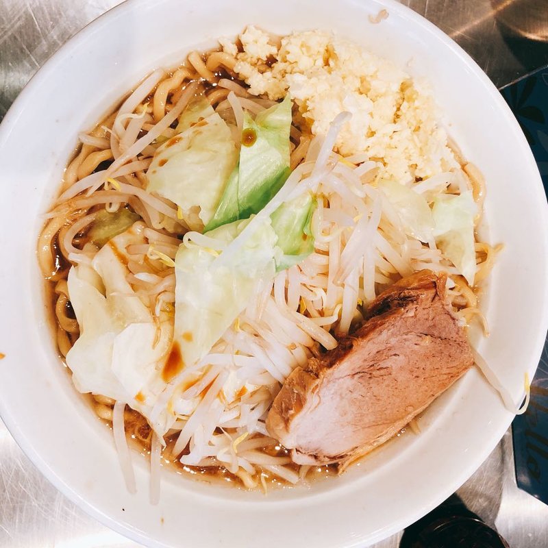 ラーメン(ジロリアン )