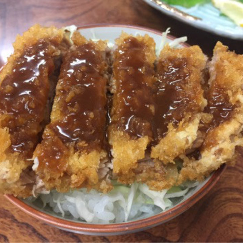 マグロのソースかつ丼(さくらや)