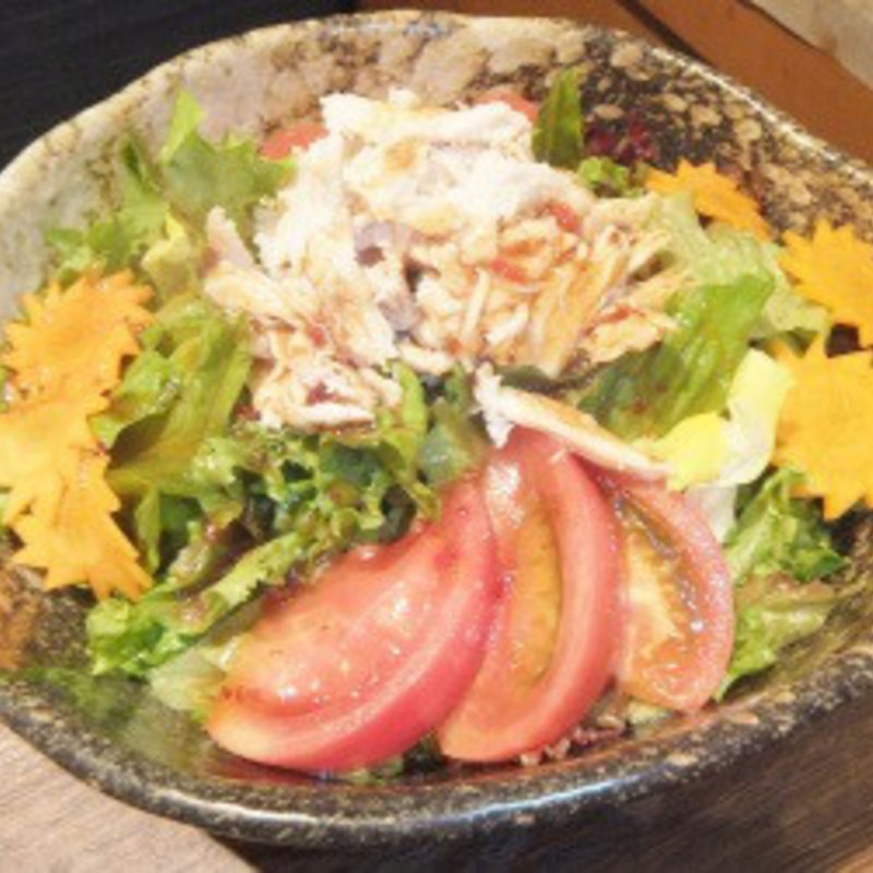 蒸し鶏の黒酢サラダ(さつま黒宝庵 八重洲本店)