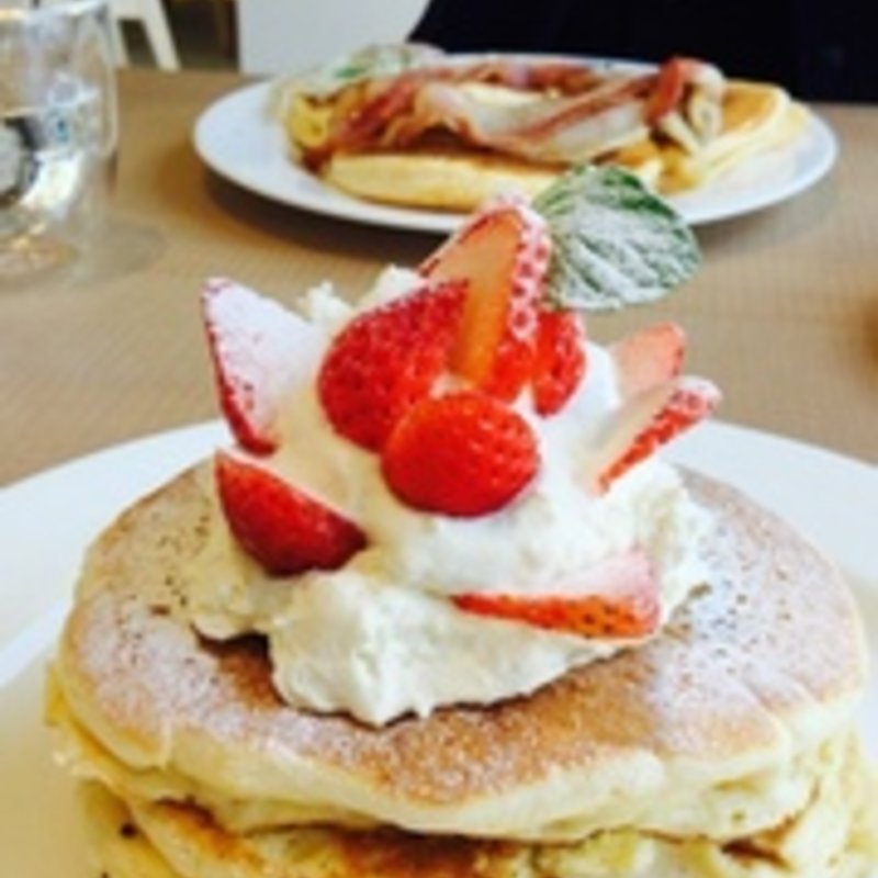 ストロベリーパンケーキ(サニー ストア&カフェ （sunny STORE&CAFE）)