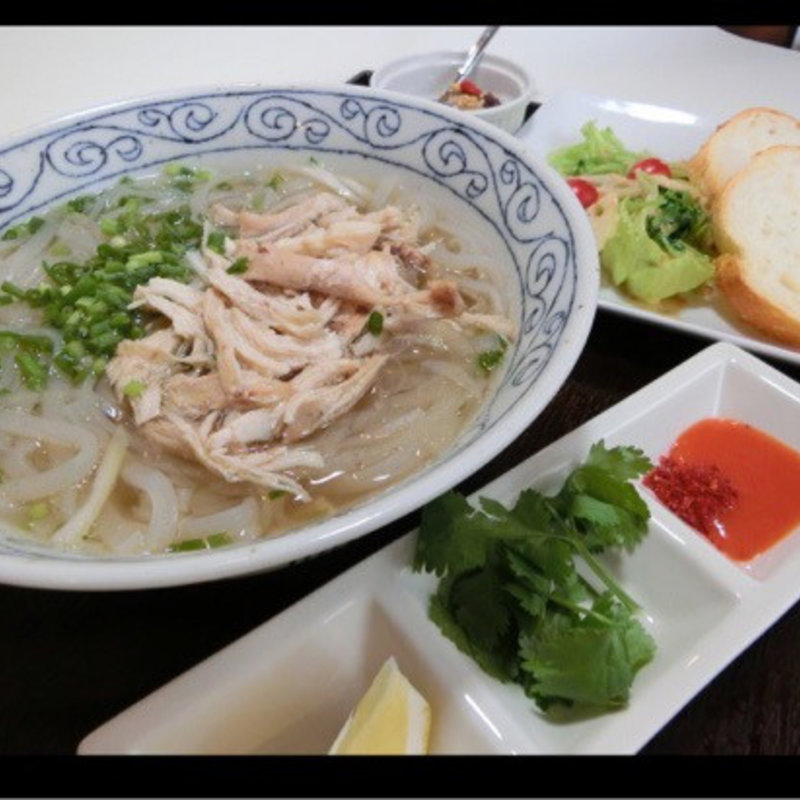 あっさり塩の鶏肉フォーランチ(さらさ)