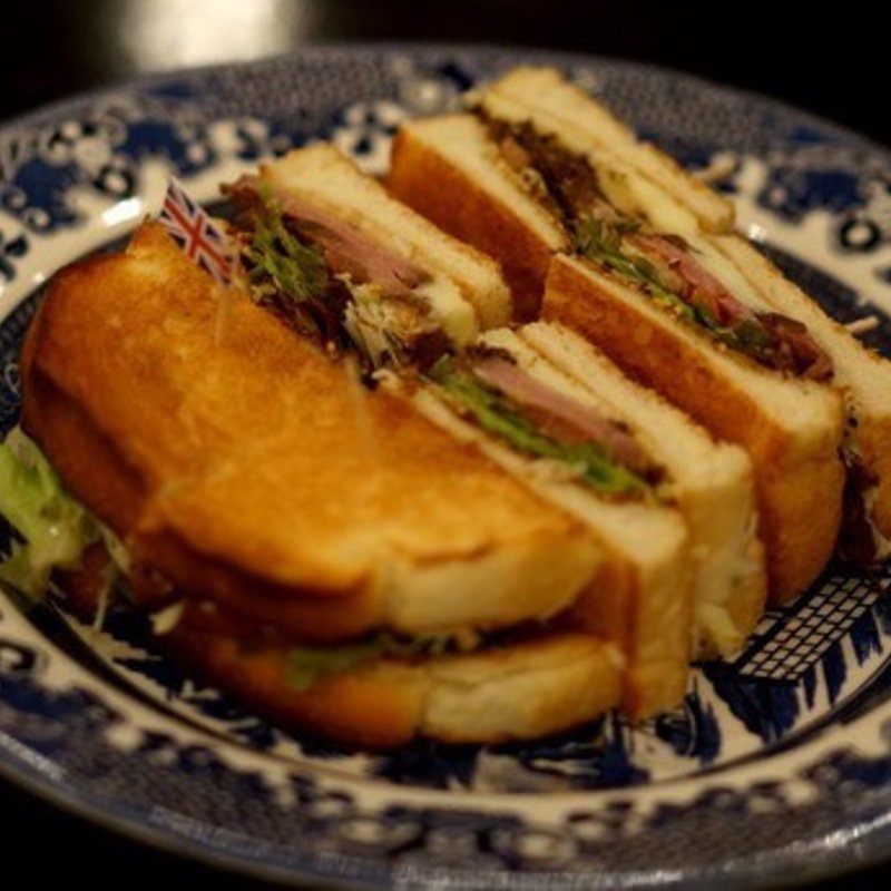 ローストビーフサンド(サラズカウント)