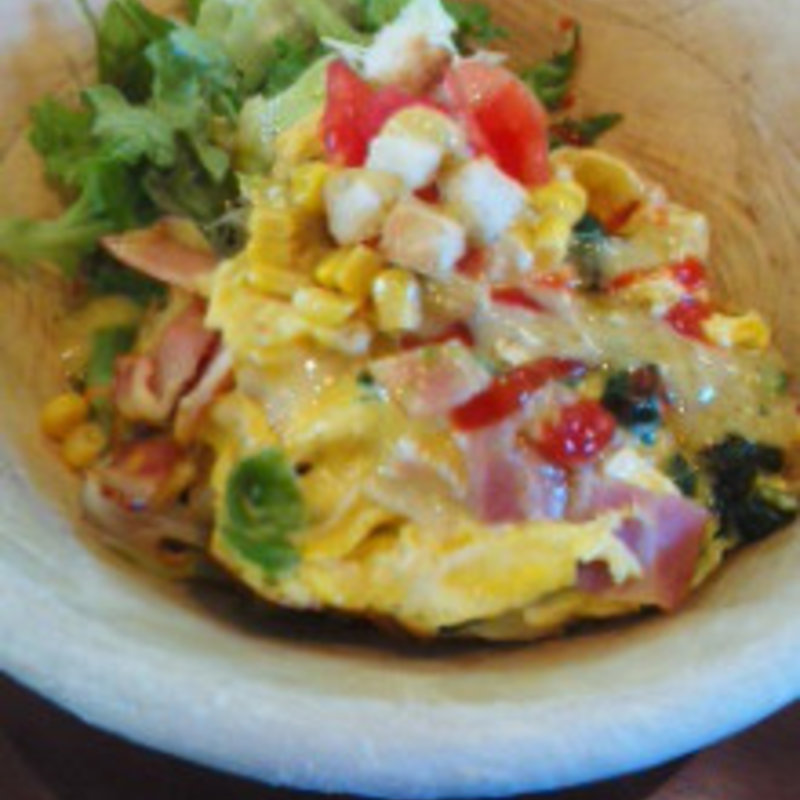 ベーコンほうれん草オムレツサラダ(サラダショップランチア)