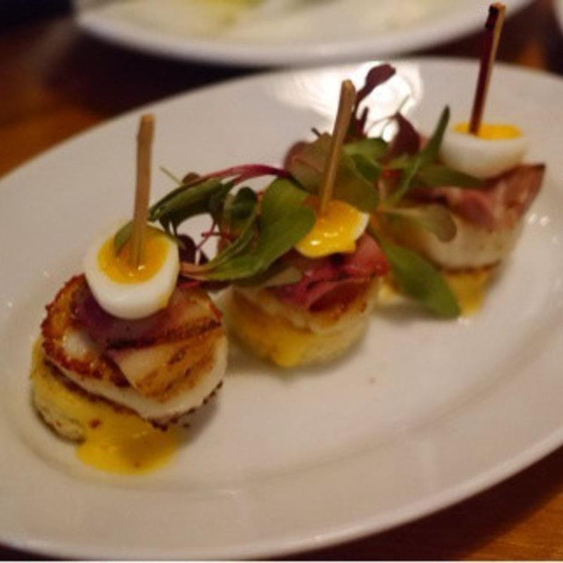 帆立貝のエッグベネディクト(Sarabeth's 品川店)