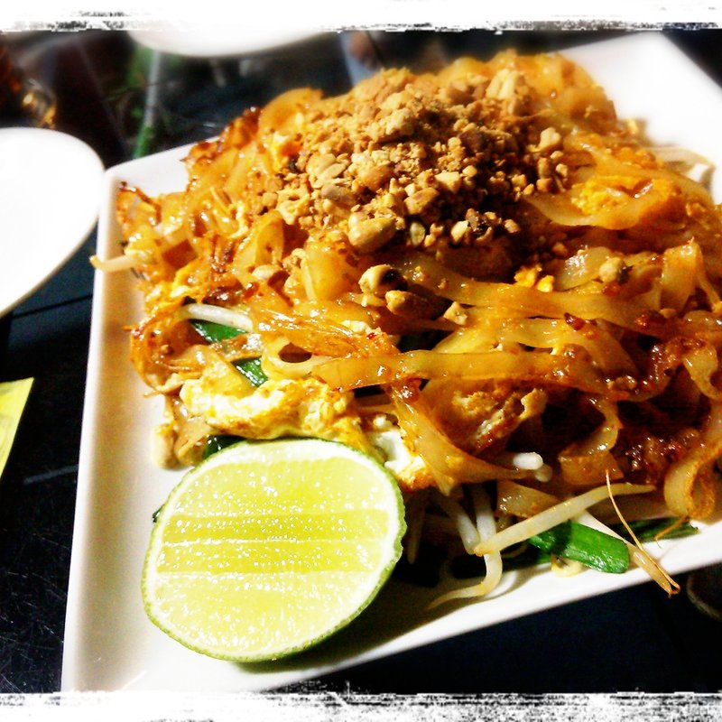 パッタイ(サワディー )