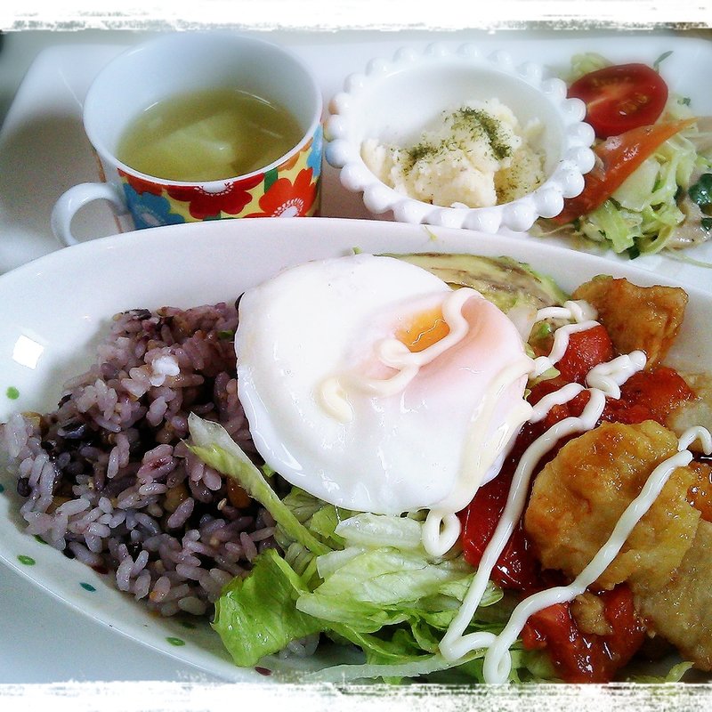 日替わりランチプレート（おひさま風ホタル丼）(サン・やすらぎ おひさまの部 )