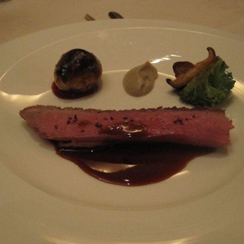 鴨肉のロースト(シェ・ピノリ （Chez Pinoli）)
