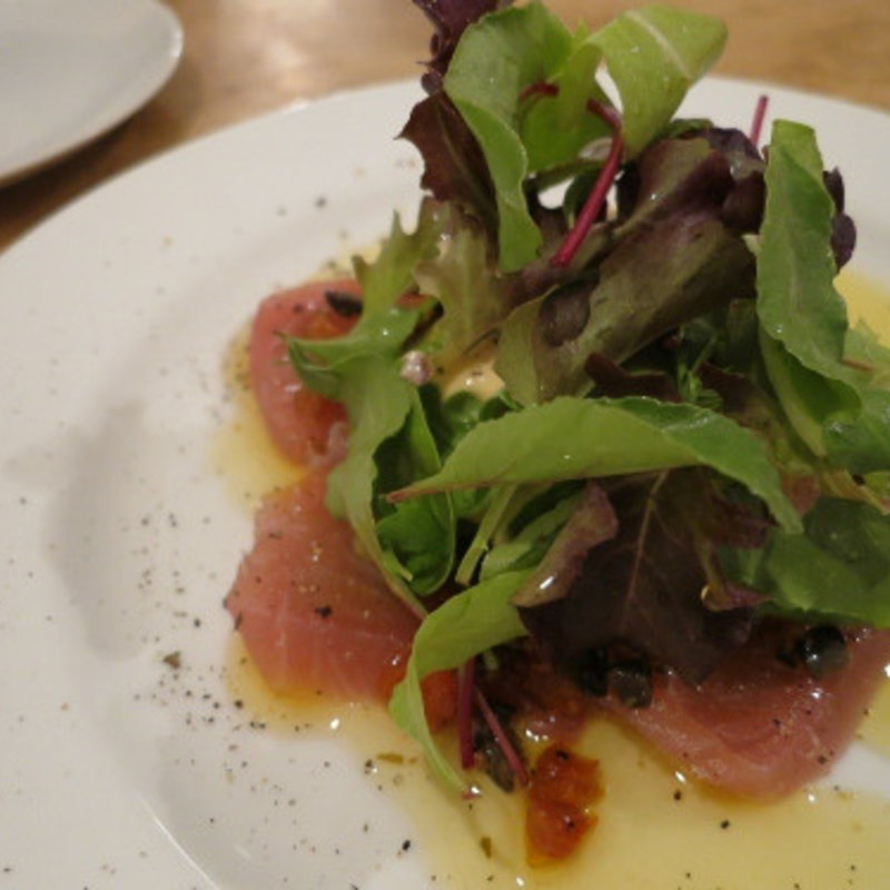 鮪とアボカドのサラダ(Shares)