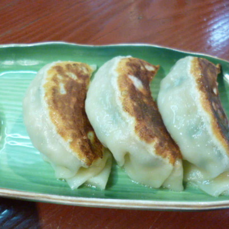 自家製餃子(3個)(函館ラーメン しお貫)
