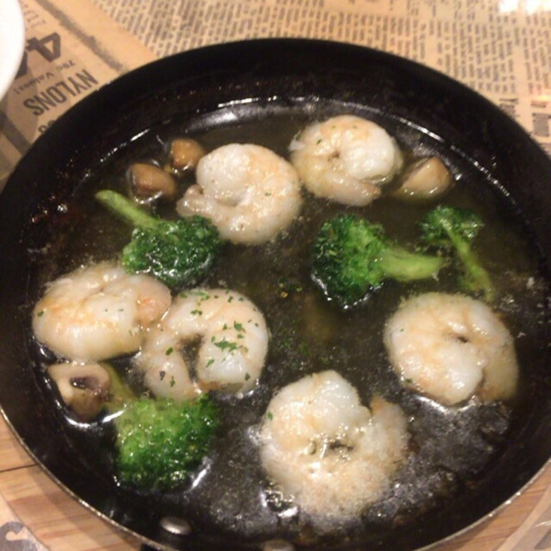 アヒージョ(シカゴステーキ オーロラ )