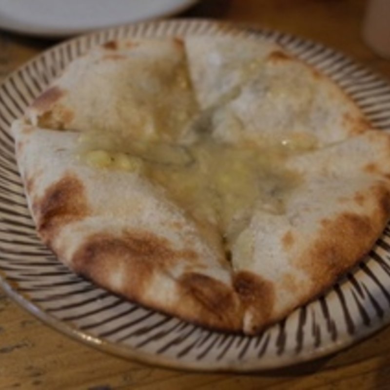 ゴルゴンゾーラチーズクルチャ(シバカリー ワラ （shiva curry wara）)