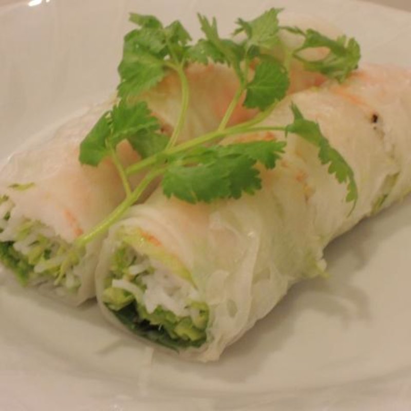 ゴイクォン（生春巻き2本）(ジャンズベトナム料理店)