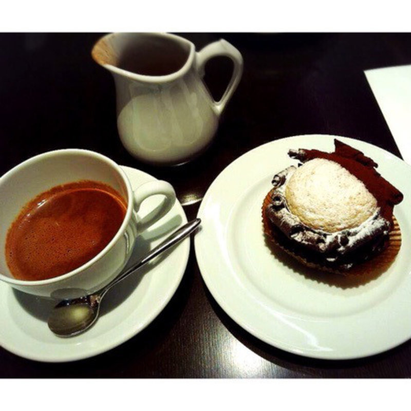 マカロン ショコラ ア ランシェンヌ(ジャンポール・エヴァン・イセタンフードホール・ルクアイーレ店)