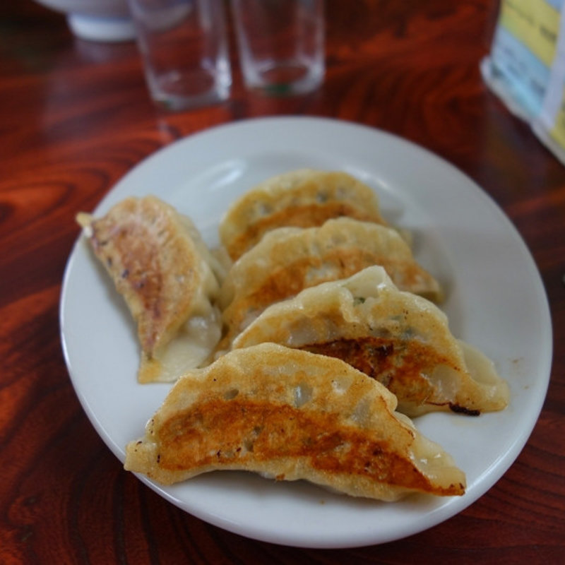 餃子(ジャンボラーメン )