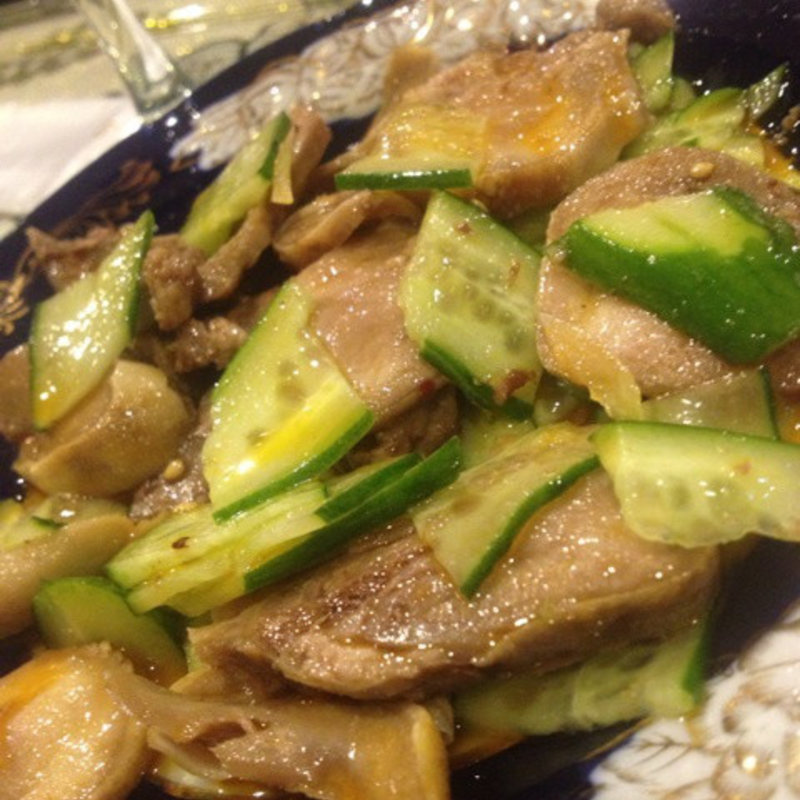 羊の舌 サラダ(ウイグルレストラン シルクロード・タリム(新疆料理))