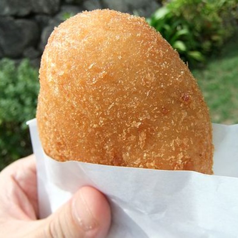 カレーパン(シロヤベーカリー 小倉店)