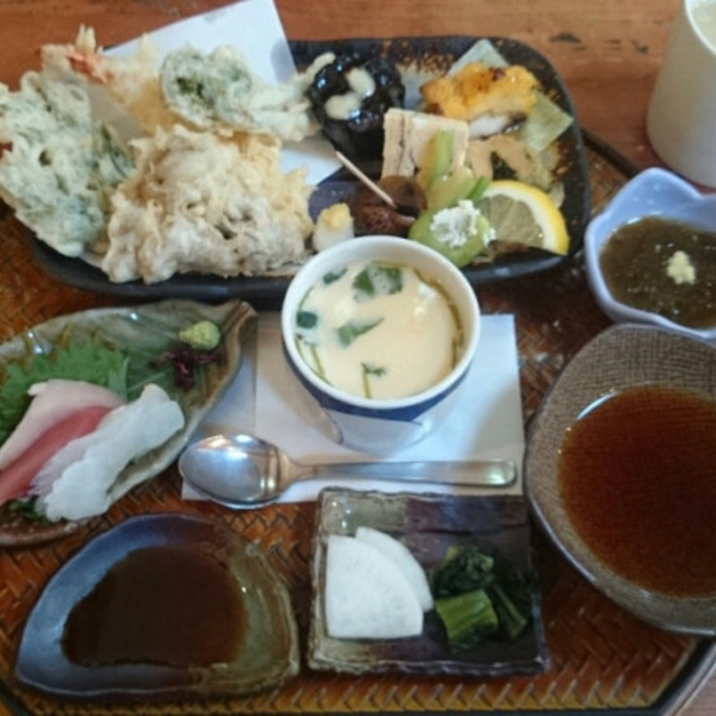 どんぐり定食(じんだんぼ)