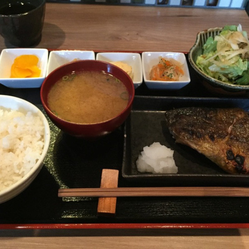 焼き魚定食(すけ蔵 )