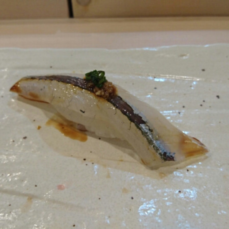 本鮪 赤身＆中トロ(すし さか井)