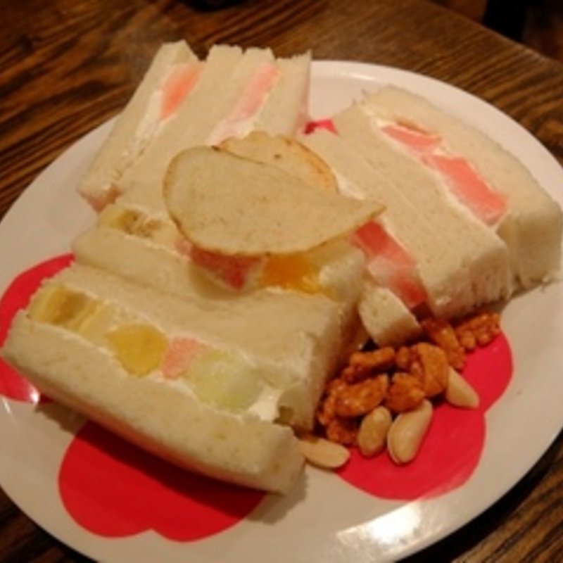 フルーツサンド(スプーンハウス)