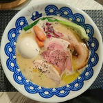 Deluxe　でら鶏白湯らぁ麺(ぜんコク麺コク)