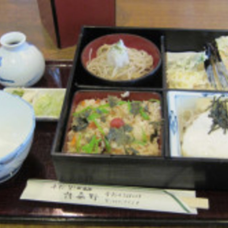 肉そば(そば処詩菜野 )