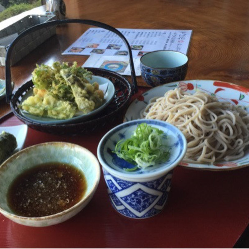 かき揚げ盛りそば(そば花)