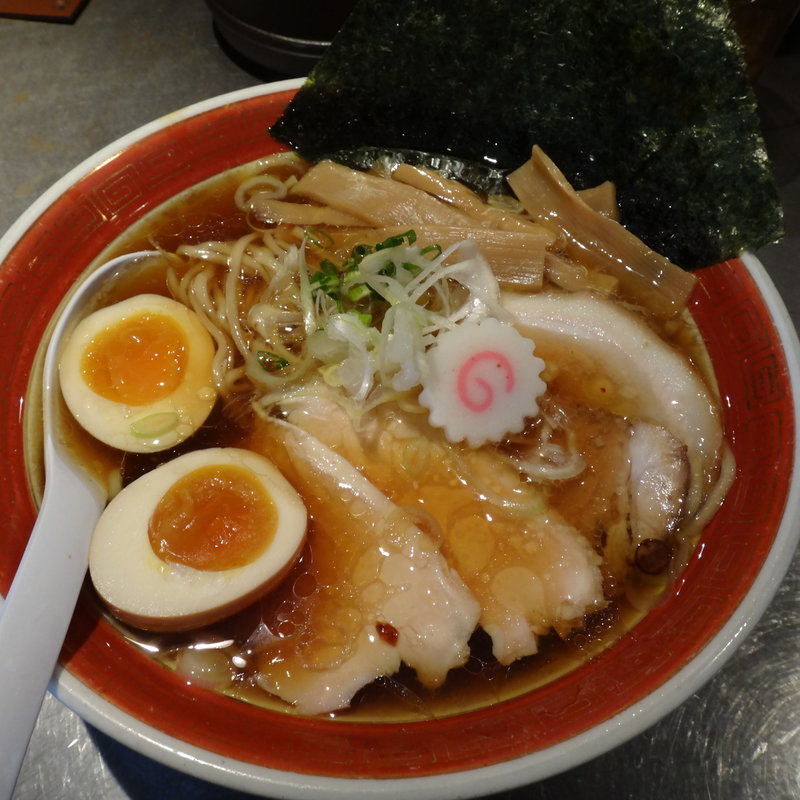 特製中華ソバ(ソラノイロ ARTISAN NOODLES)