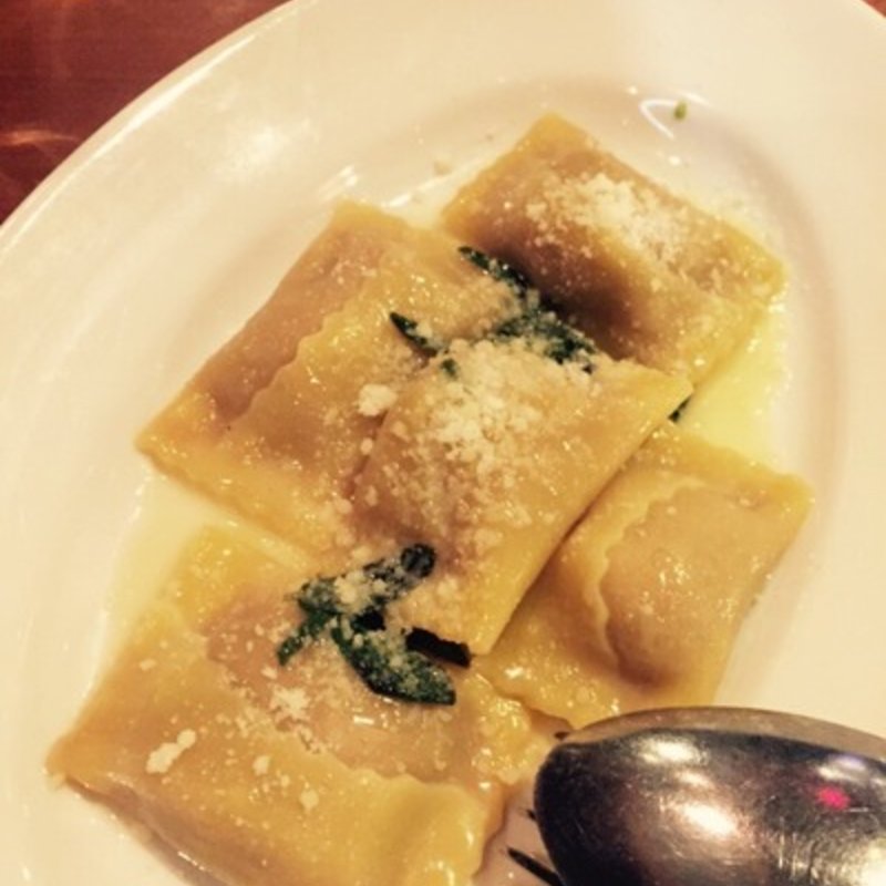 アニョロッティ ダル プリン(タヴェルナ ナカナカ （Taverna NacaNaca）)