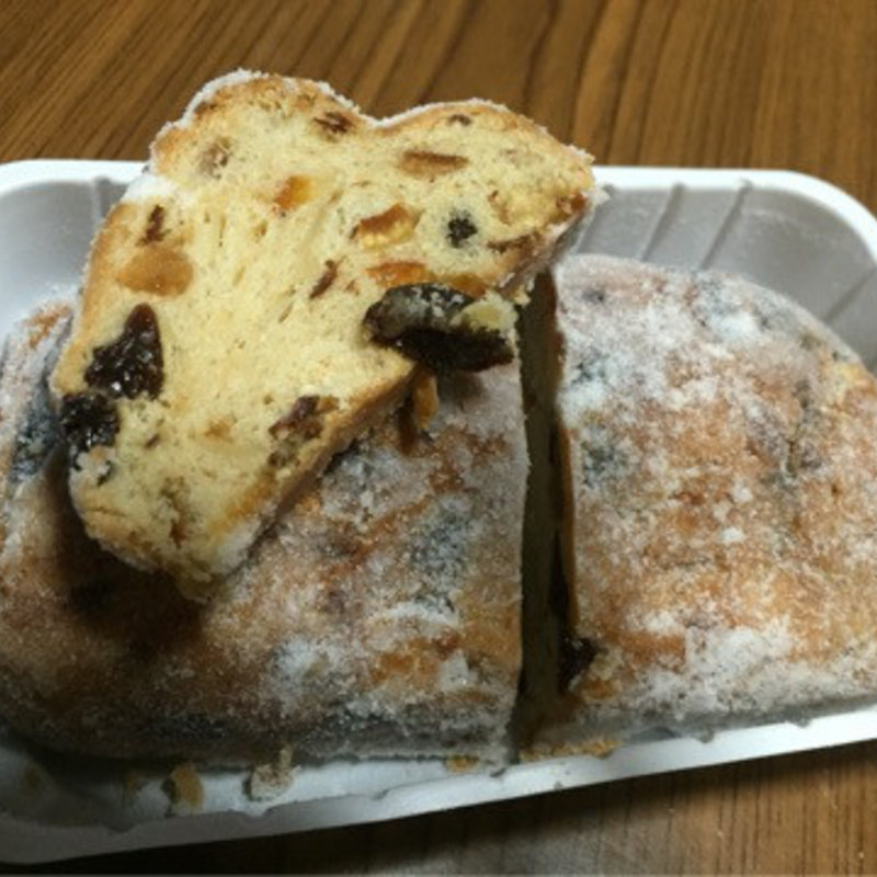 シュトーレン(タカキベーカリー)