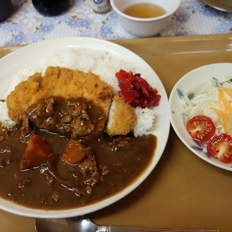 カツカレー(まかない処たらふく)