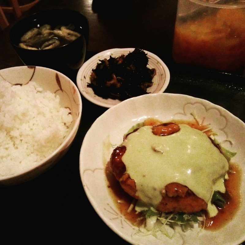 和風煮込みハンバーグ(たら福酒場 )