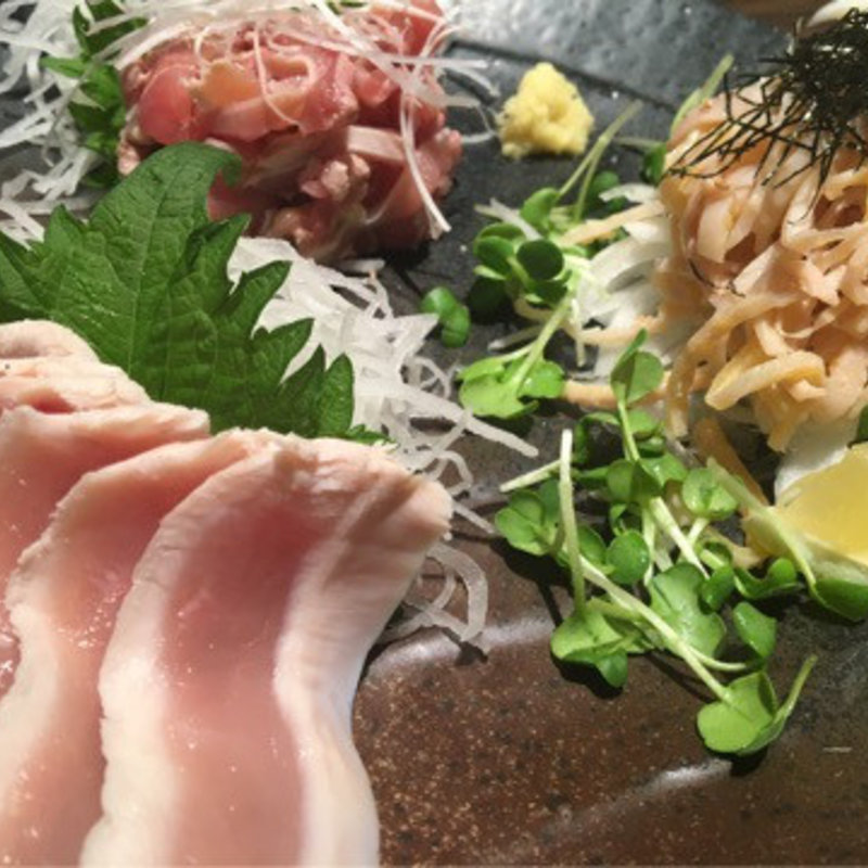 鳥刺し盛り合わせ(ぢどり屋　近江八幡店)