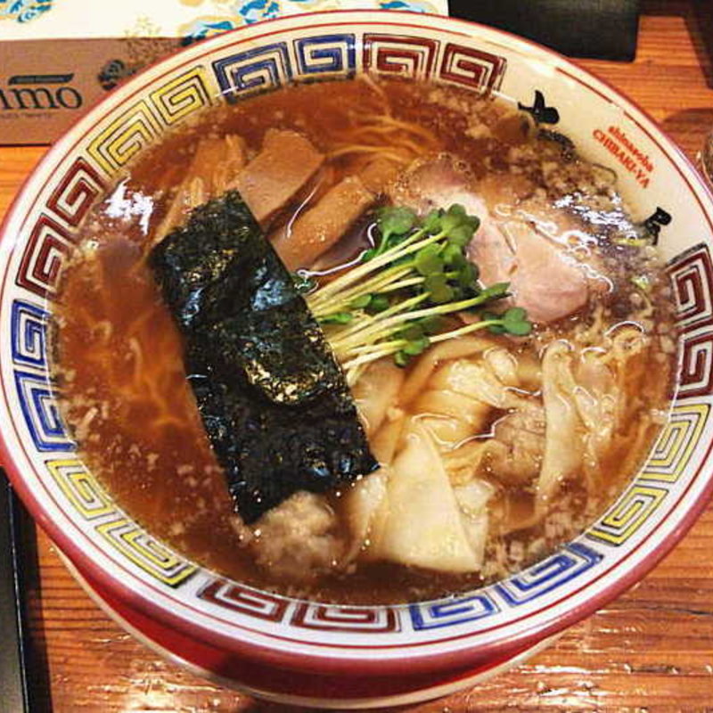 ワンタンそば(ちばき屋)