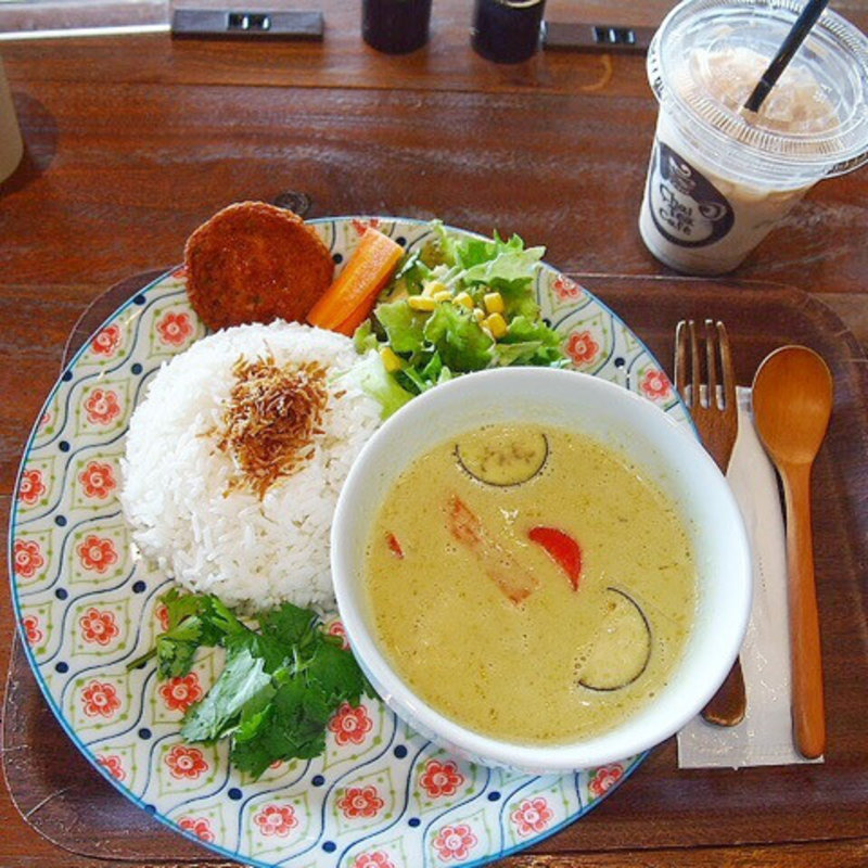 海老と野菜のグリーンカレー(Chai Tea Cafe 幕張新都心店)