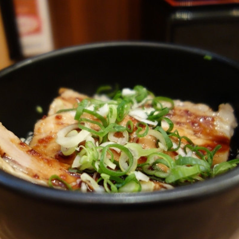 炙りチャーシュー丼（セット）(つけ麺らーめん春樹 千葉中央店 )