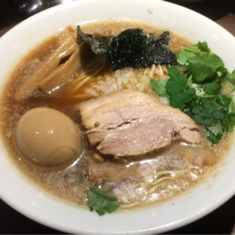 味玉背脂煮干しラーメン(つけ麺一燈 （ツケメンイットウ）)